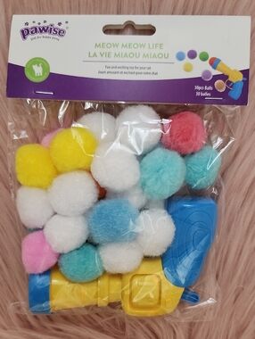 Brand New PAWISE MEOW MEOW LIFE CAT TOY & 30CT BALLS